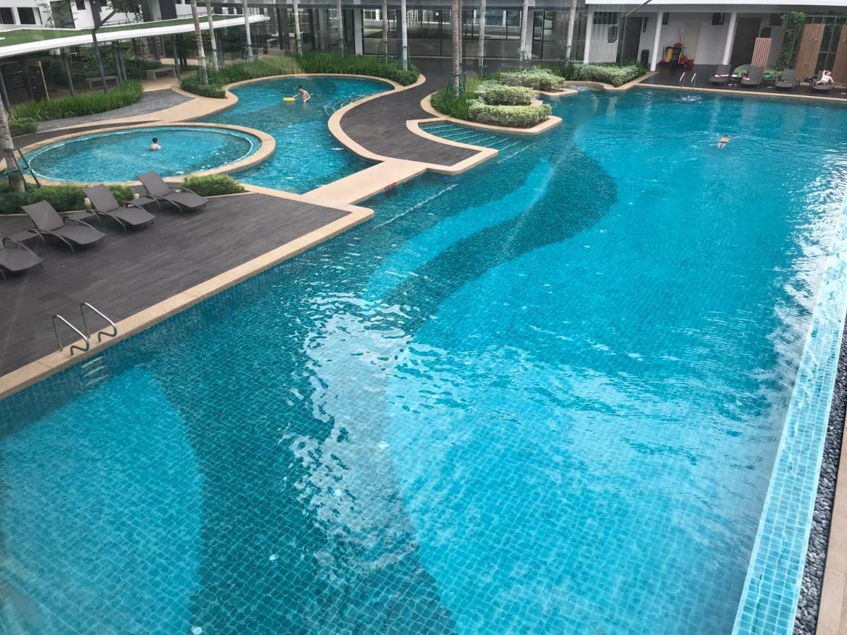 Suria Klcc, Petronas Twin Towers, Kl Tower, Trx View @ Sunway Velocity Homestay 쿠알라룸푸르 외부 사진